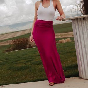 Relaxed Fit Maxi Skirt - Magenta